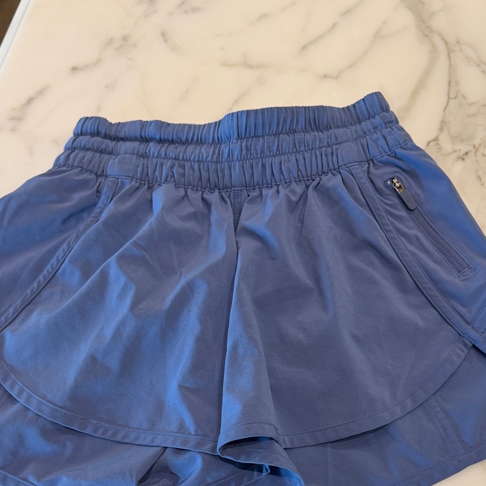 Lululemon tracker short 4” medium blue
